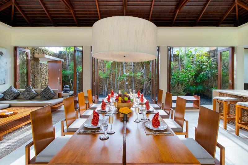 Super Spacious 6 Bed Chef Daily B'Fast 12 pax - image 18