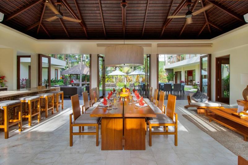 Super Spacious 6 Bed Chef Daily B'Fast 12 pax - image 12