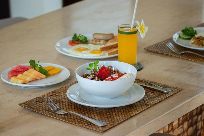Super Spacious 6 Bed Chef Daily B'Fast 12 pax - image 35