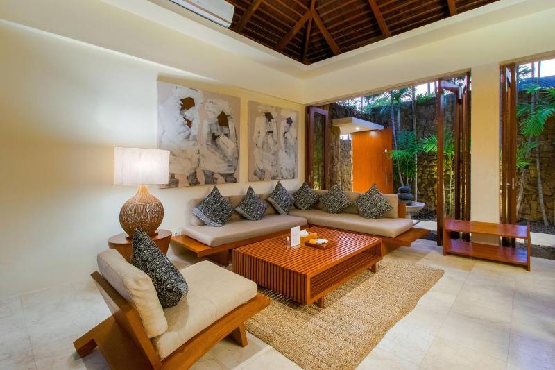 Super Spacious 6 Bed Chef Daily B'Fast 12 pax - image 39