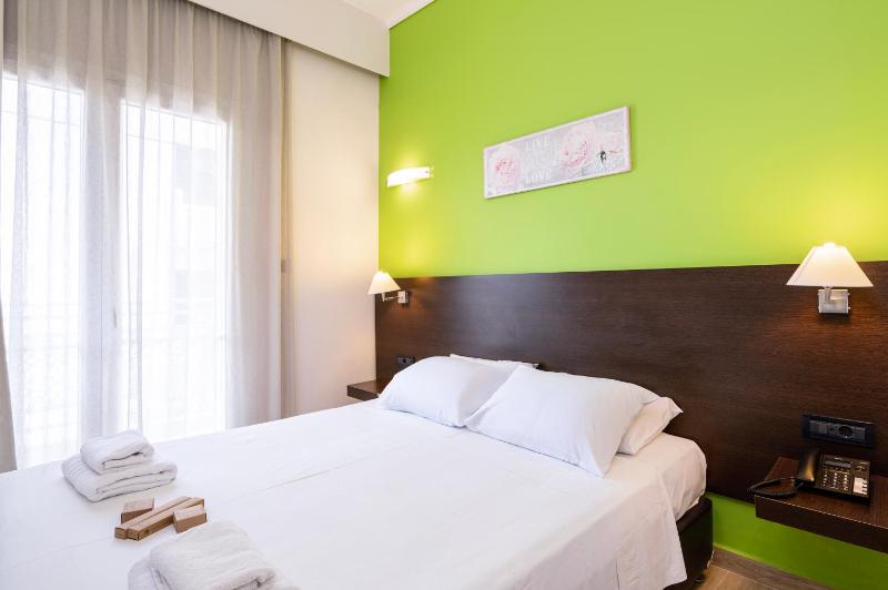 Sonia Hotel & Suites - Adults Only - image 21