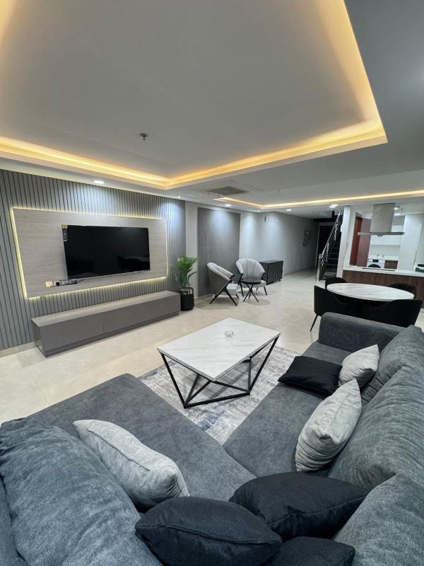 Executive Goldcrest Mall Apartments DHA Phase 4 Lahore - image 9