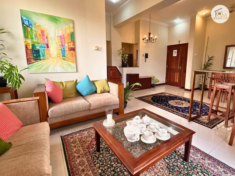 Capitol Residencies Apartment by CM Holiday - image 12