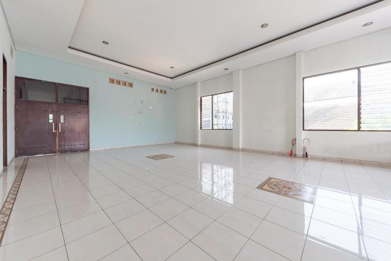 Urbanview Syariah Wisma Husada Kalibanteng - image 13