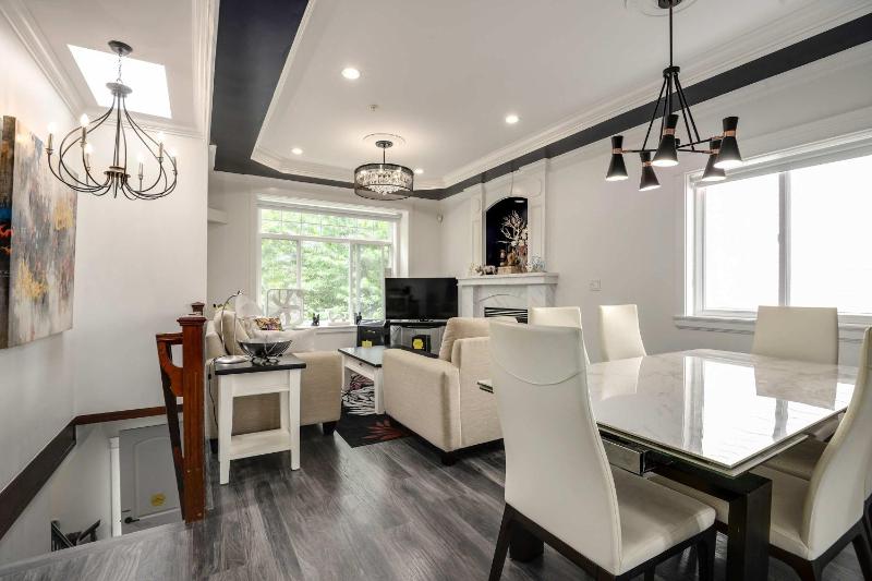 Spacious Family Home in Vancouver - image 11