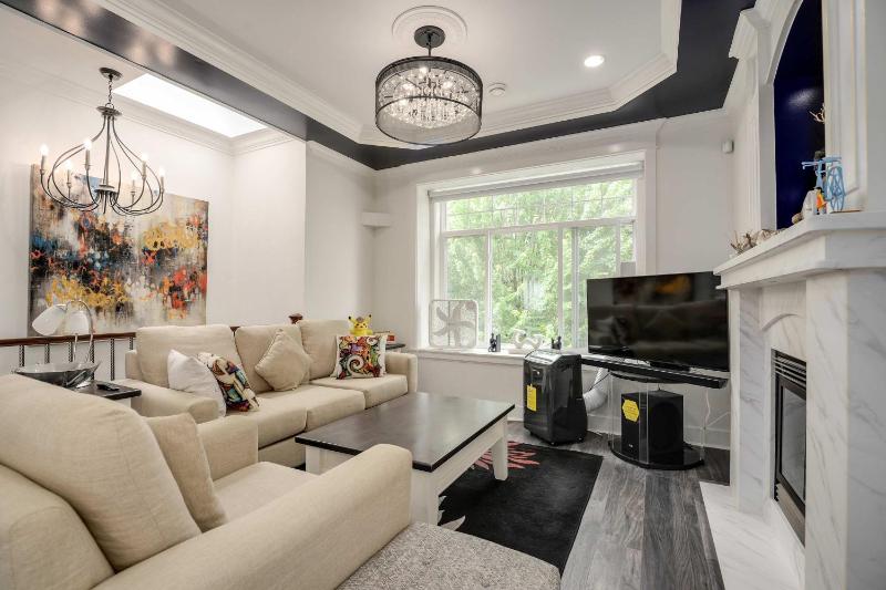 Spacious Family Home in Vancouver - image 5
