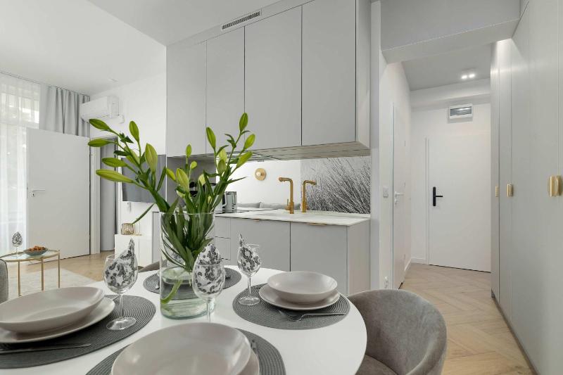 Premium & Elegance Apartments with Pool by Noclegi Renters - image 24