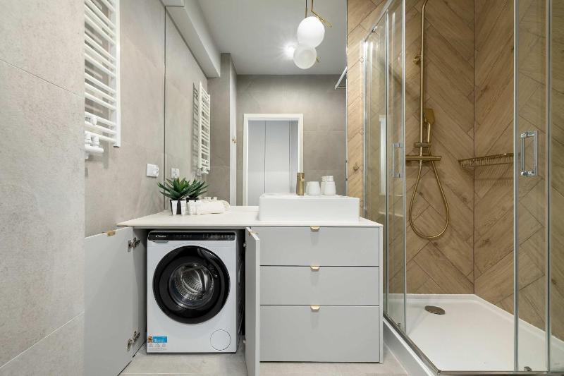 Premium & Elegance Apartments with Pool by Noclegi Renters - image 39