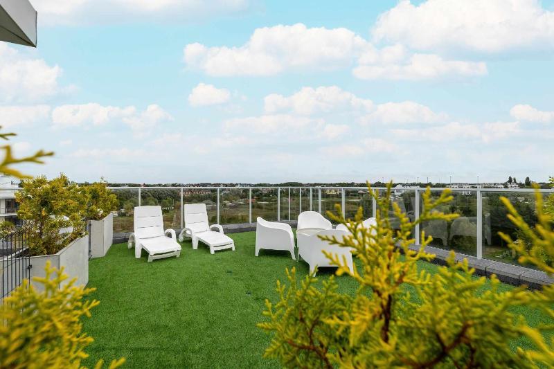 Premium & Elegance Apartments with Pool by Noclegi Renters - image 28