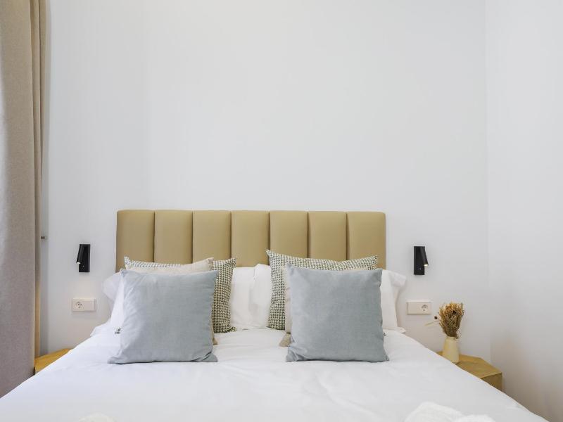 Cubo's Especeria Malaga Apartment for Adults - image 10