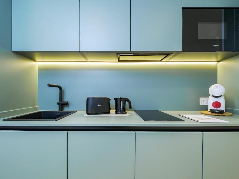 Cubo's Especeria Malaga Apartment for Adults - image 6