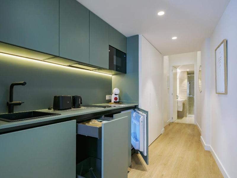 Cubo's Especeria Malaga Apartment for Adults - image 5