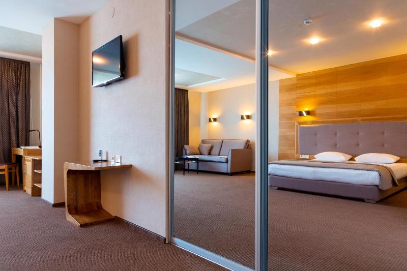 Junior Suite image 3