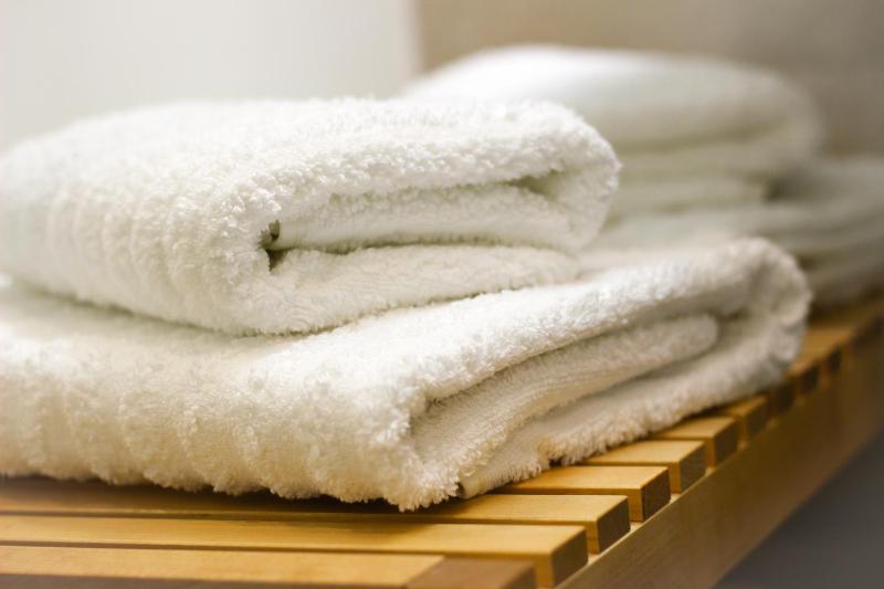 King Suite with Spa Bath image 3