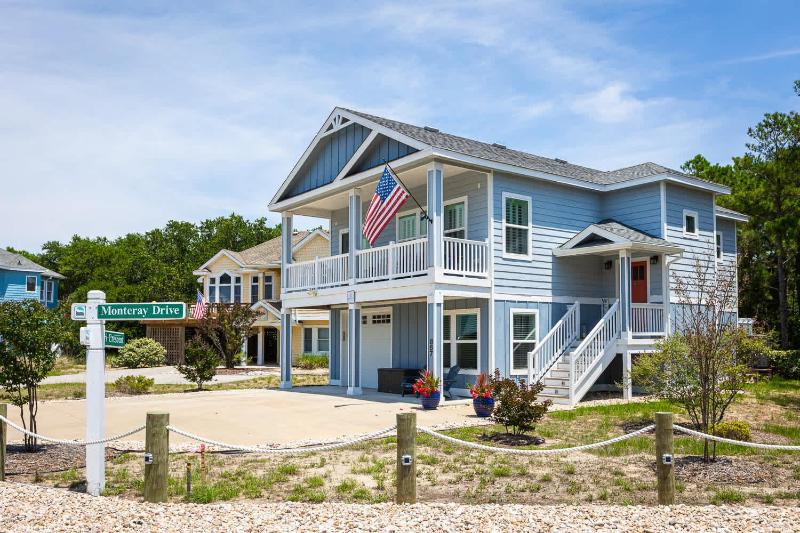 New Listing Updated Beach Cottage&Community Perks - image 1