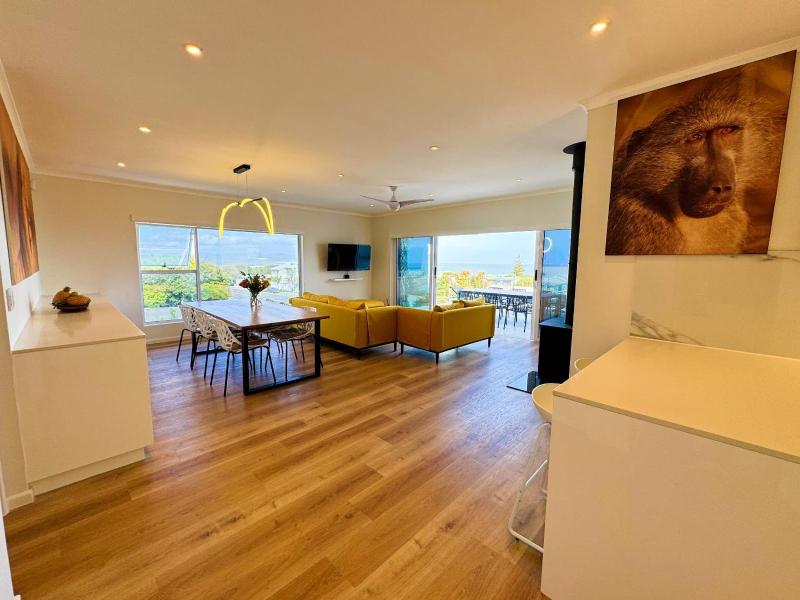 Peach On Beach Boutique Apartments - image 9