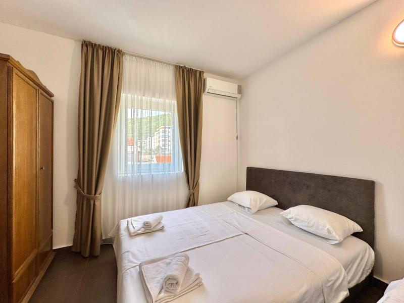 Hotel Lobo Budva - image 15