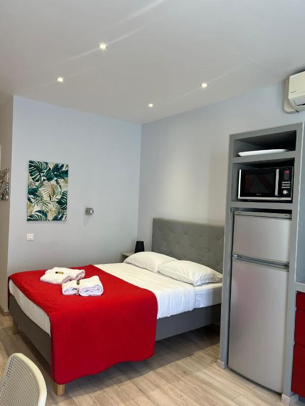 Red studio Buffa - image 6