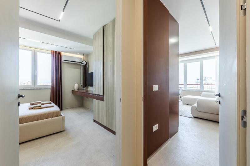 Marina Jacuzzi Suites by Premium Selection - image 2