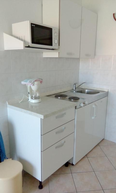 One Bedroom Apartment 1 image 1