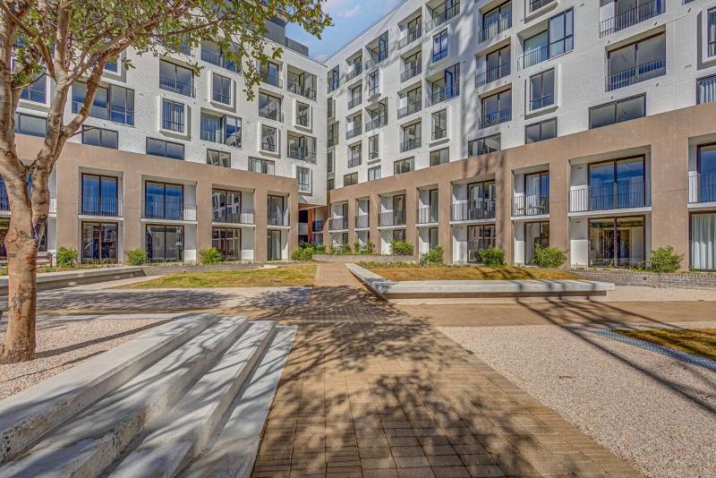 OneRosebank Signature Studio Apartment - image 16