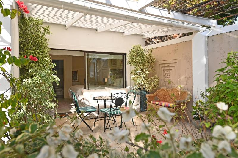 Dressage Guesthouse - image 14