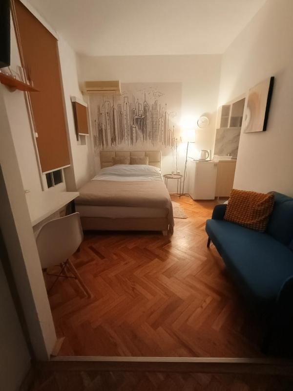 Cosy Central Studio Jana - image 5