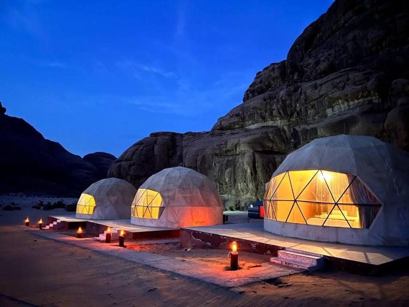 Scarlet Luxury Camp Wadi Rum - image 1
