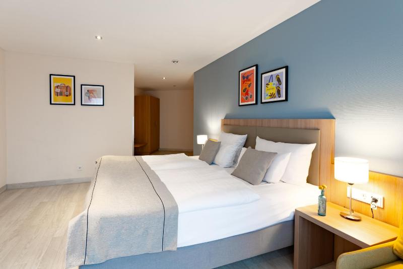 Garner Hotel Dusseldorf - Main Station by IHG - image 19