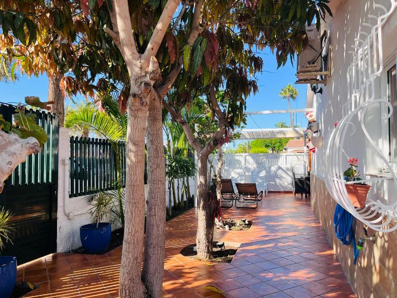 Santa Barbara Tropical by Alquiler de Sueno - 2 private terraces - image 4