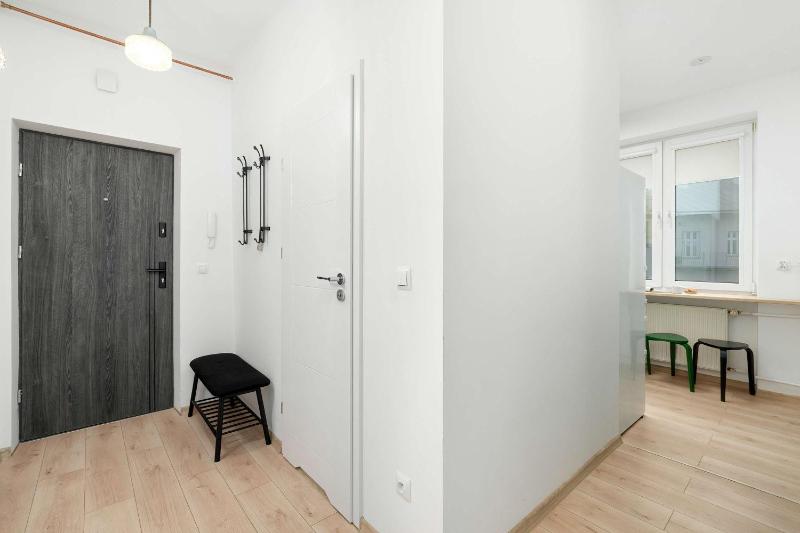 Traditional Apartment in Rzeszów Close to the Park River and Market by Noclegi Renters - image 7