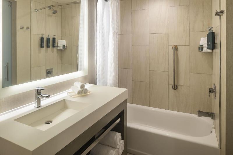 Hilton Cleveland Downtown - image 34