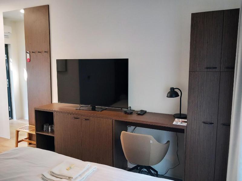 Garni Hotel DOCK Bratislava - image 10