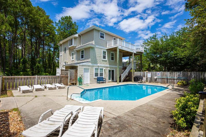 4min to Beach w Pool GameRoom & Fall '25 Hot Tub - image 1