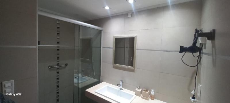 Apartamento en Punta Carretas a pasos de la rambla de montevideo - image 11