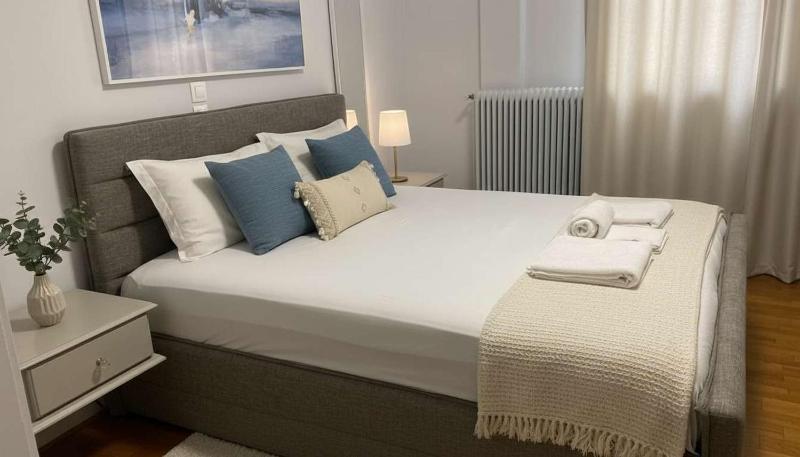 Athens Central Gem 2-Bedroom Retreat - image 1