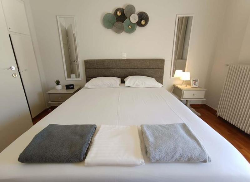 Athens Central Gem 2-Bedroom Retreat - image 3