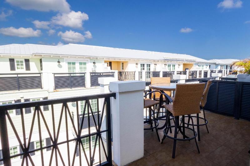 Blanco Luxury Villa - image 9