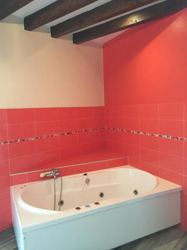 Double Room with Spa Bath image 1