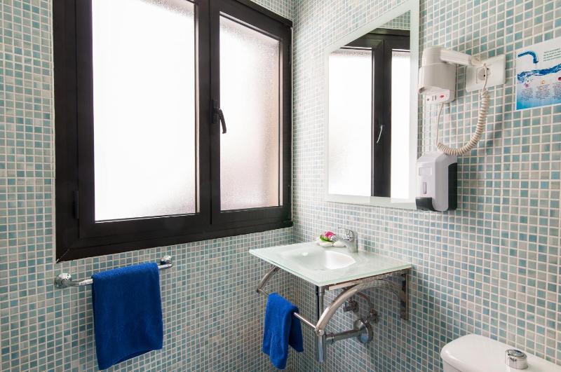 Hotel Apartamento Bajamar - image 32