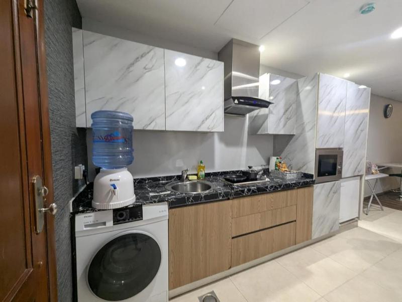Gold Crest Premium Apartment - image 14