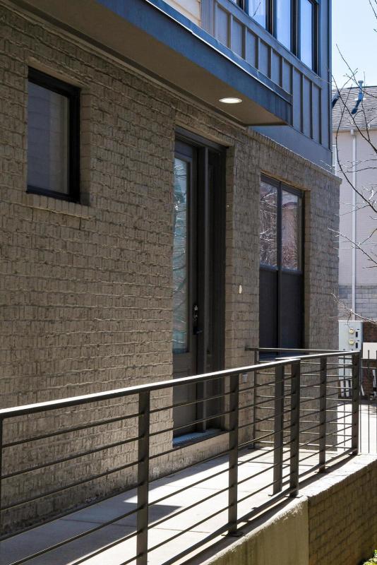 Spacious Nashville Home Close to Belmont Rooftop - image 15