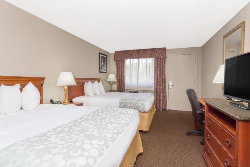 Days Inn by Wyndham St Augustine/Historic Downtown - image 17