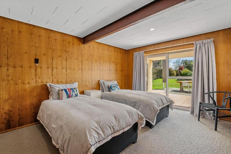 Alpine Meadow Haven - Wanaka Holiday Home - image 10