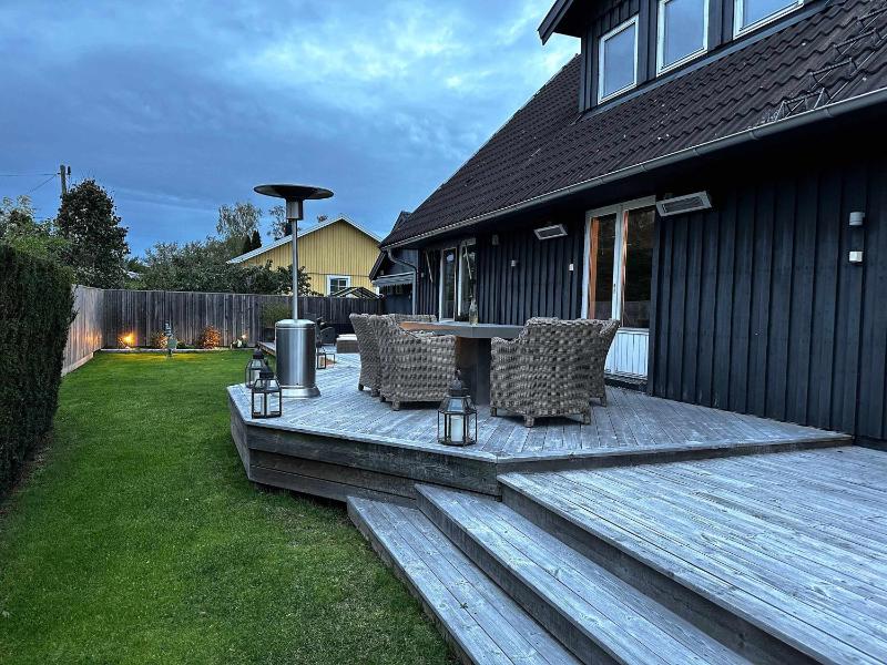 Modern Villa with Hot Tub & Sauna Near Stockholm - image 13