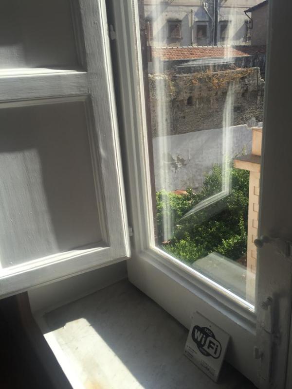 Double Room image 2
