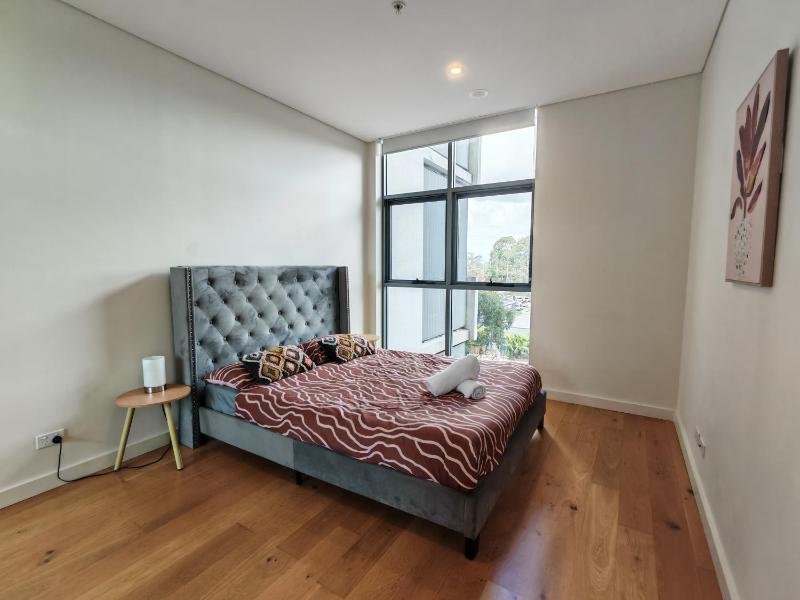 Sleek 2BR Modern Apartment in Sydney’s Tech Hub - image 8