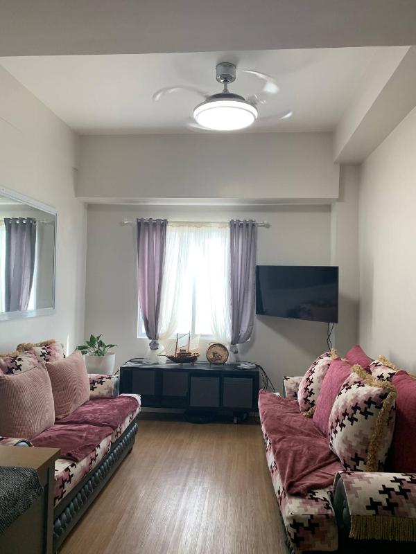 The Loop Tower Downtown City Centre Comfy 2bR - image 4