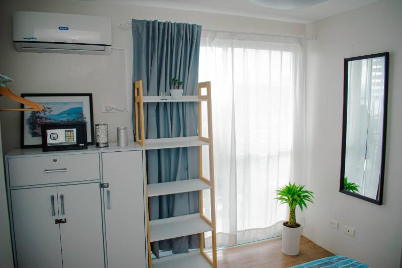The Loop Tower Downtown City Centre Comfy 2bR - image 12