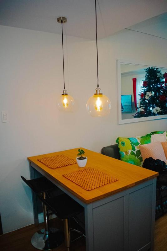 The Loop Tower Downtown City Centre Comfy 2bR - image 14